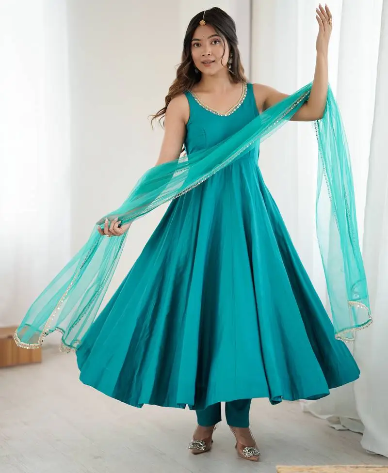 women in anarkali suit