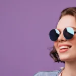 Image represent that women wearing best sunglasses for round face
